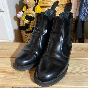 Dr. Martens Chelsea Boot